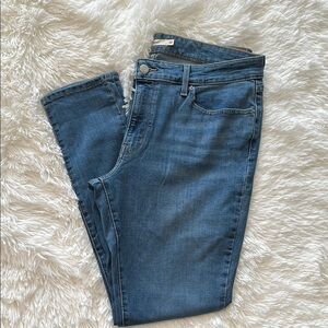 Levi’s 711 Skinny 32/14